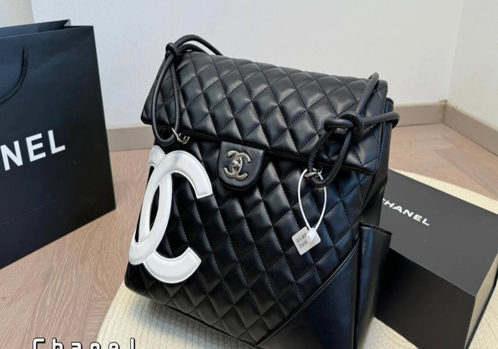 Designer bag vendor