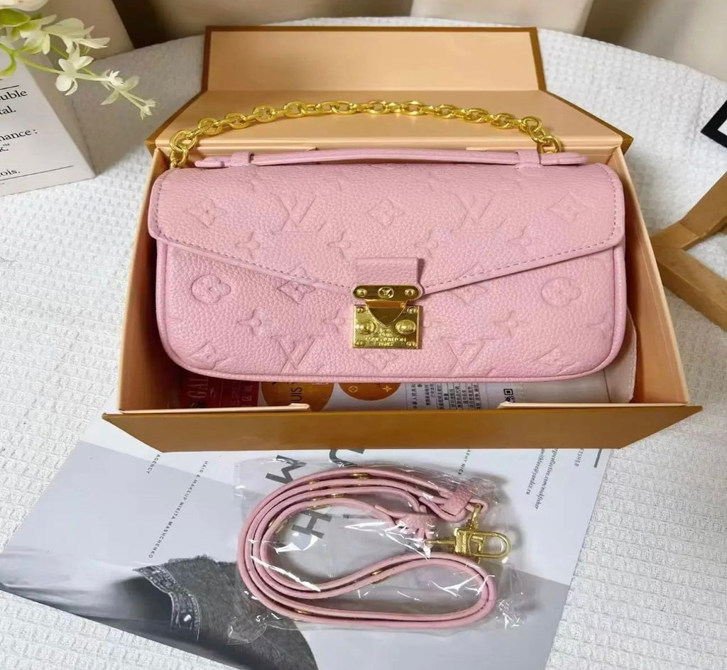 Designer bag vendor