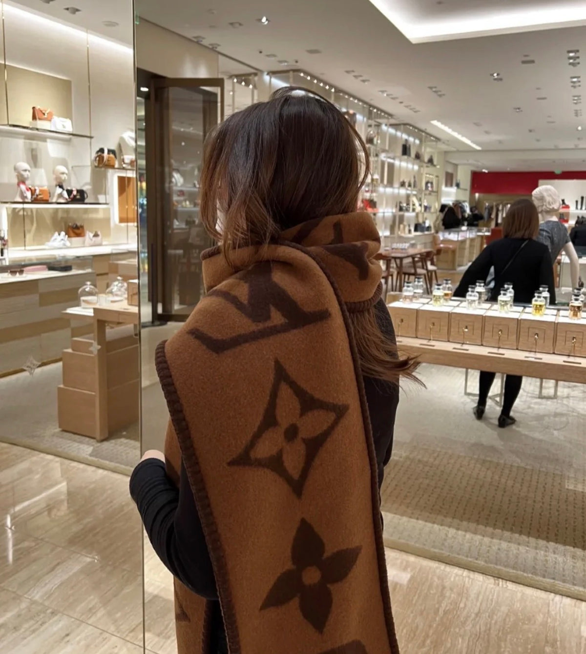 LV Scarf