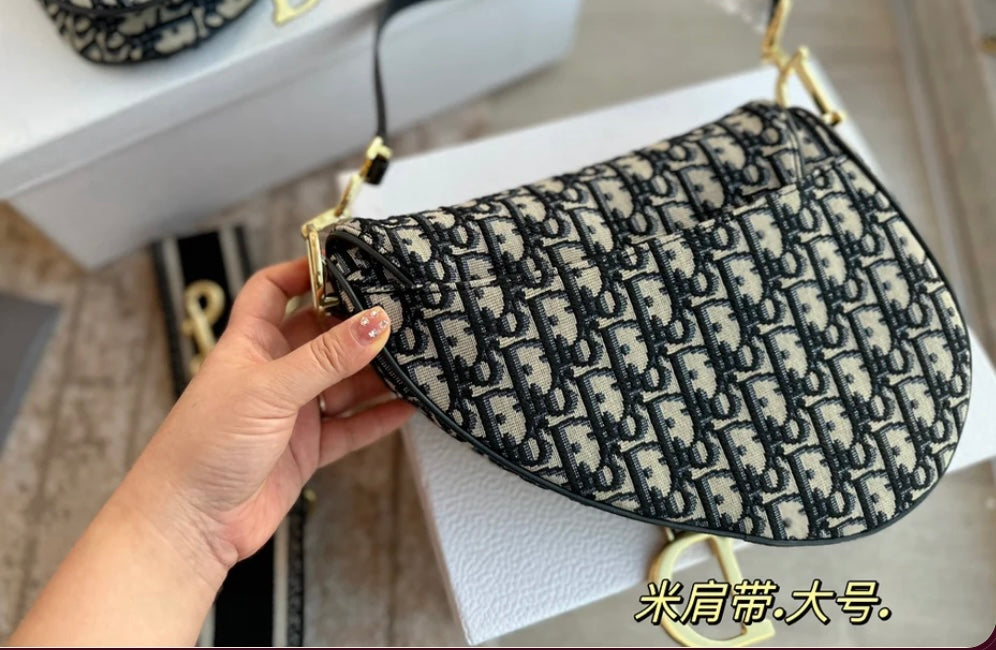 Luxury saddle crossbody bag