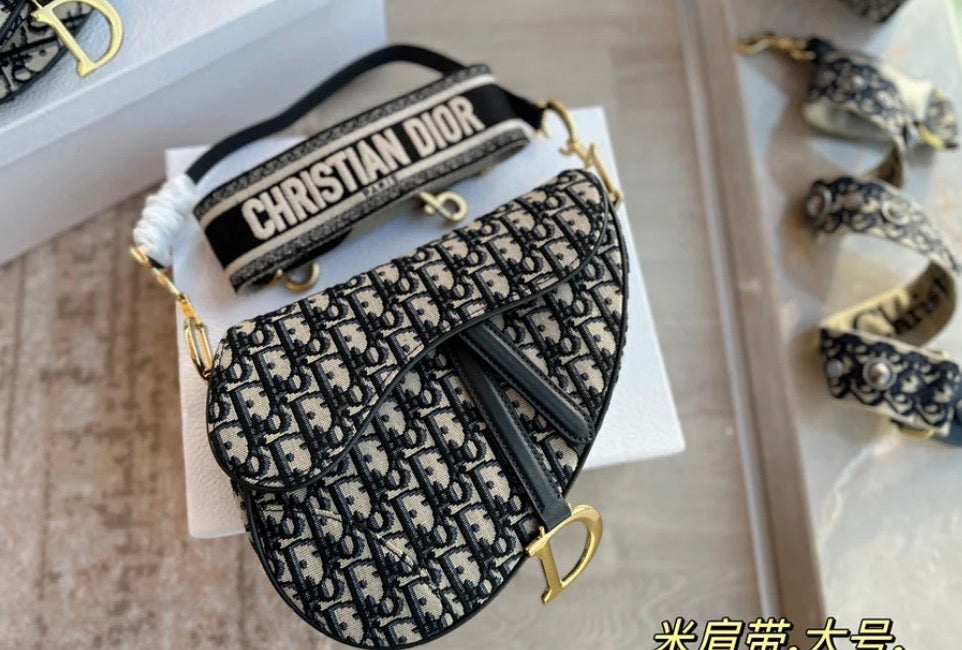 Luxury saddle crossbody bag